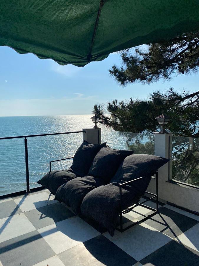 Claude Monet Seaside Hotel Grigoleti Bagian luar foto