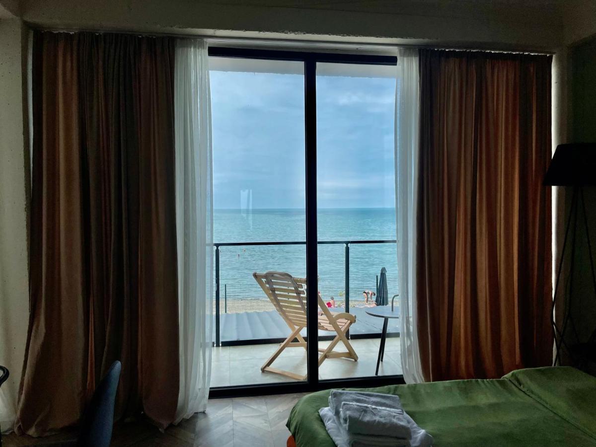 Claude Monet Seaside Hotel Grigoleti Bagian luar foto