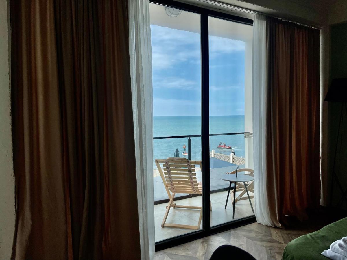 Claude Monet Seaside Hotel Grigoleti Bagian luar foto